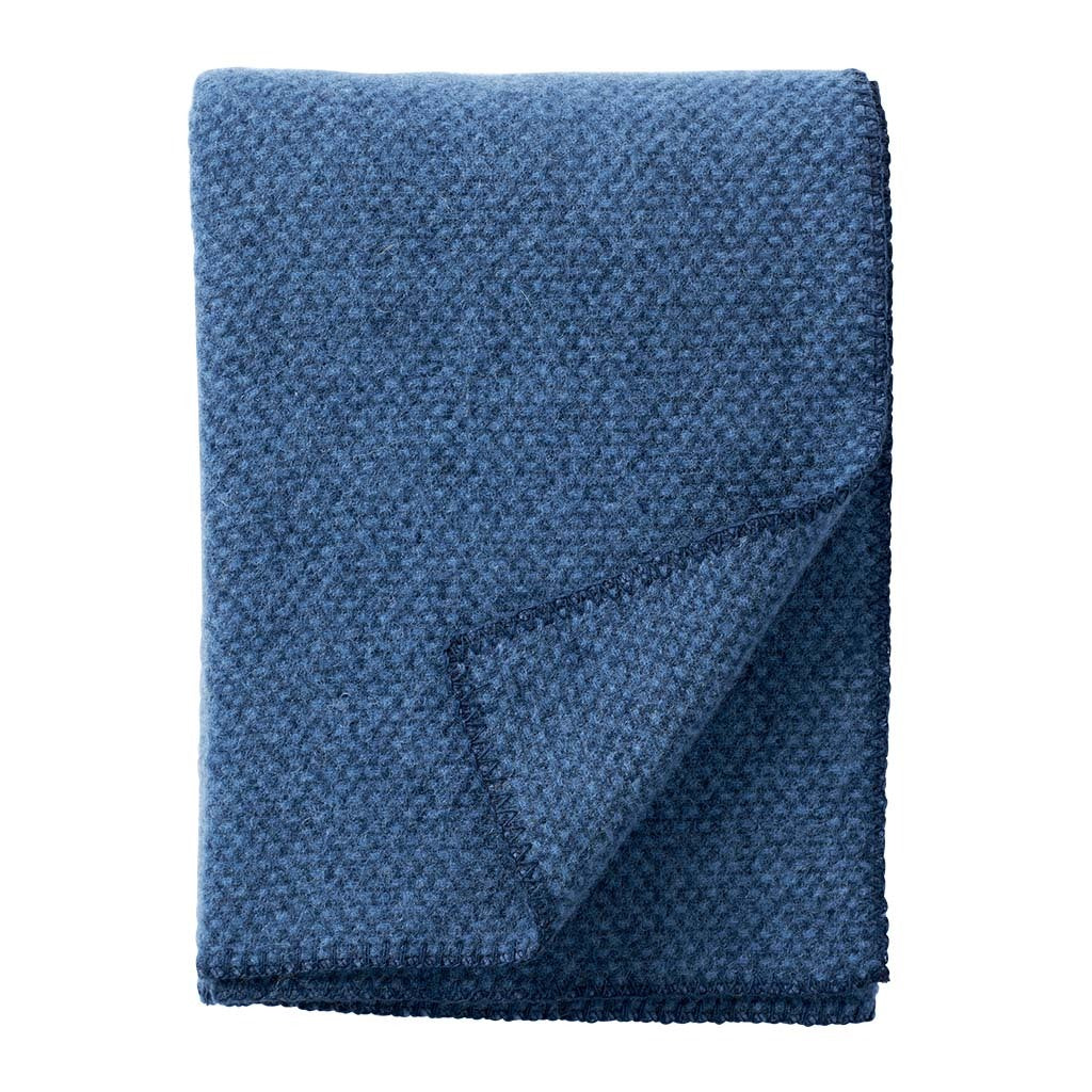 Klippan-domino-throw