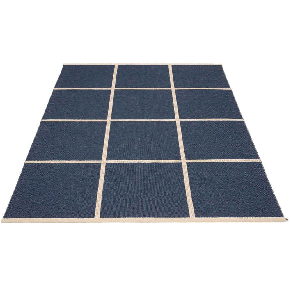 Pappelina Rug Criss Dark Blue 180x260