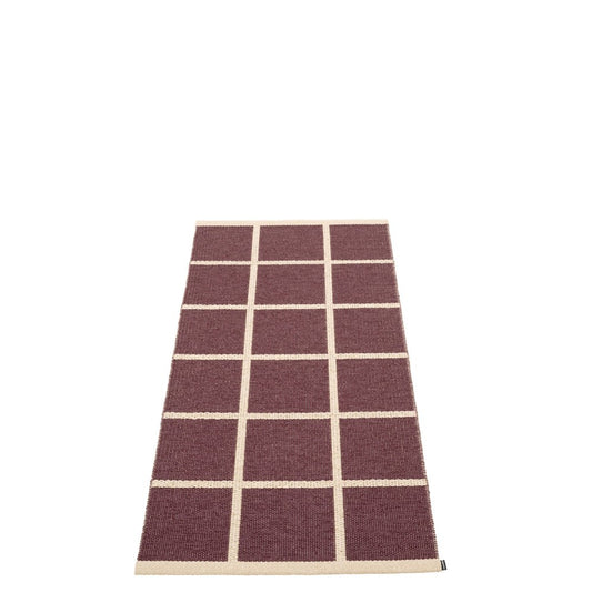 Pappelina Rug Criss Burgundy