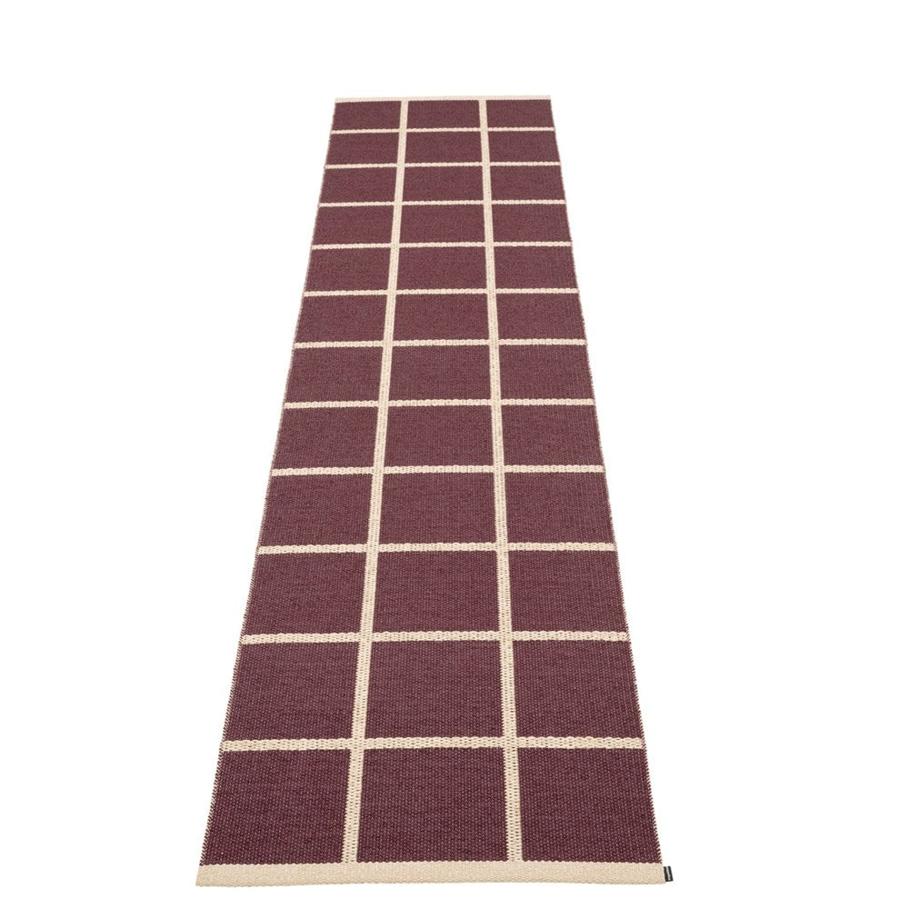Pappelina Rug Criss Burgundy 70x360