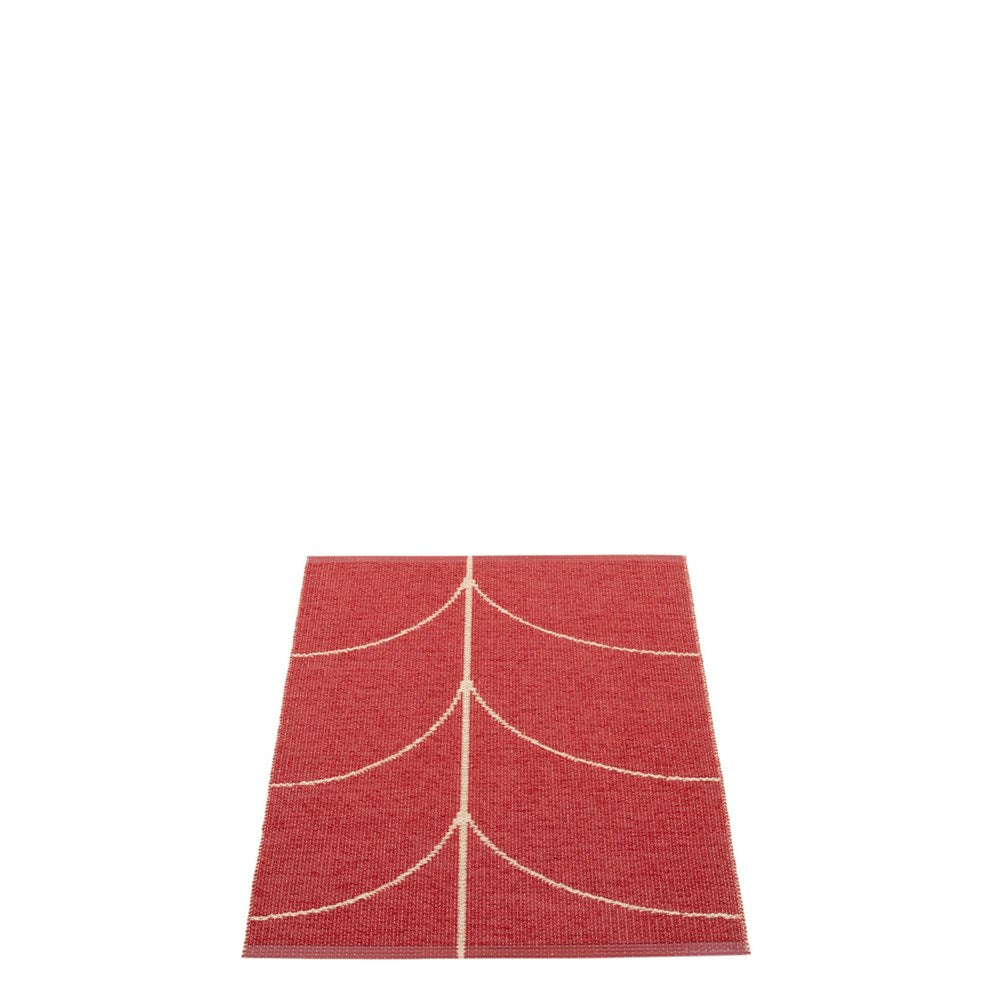Pappelina Rug Leif Berry 70x90