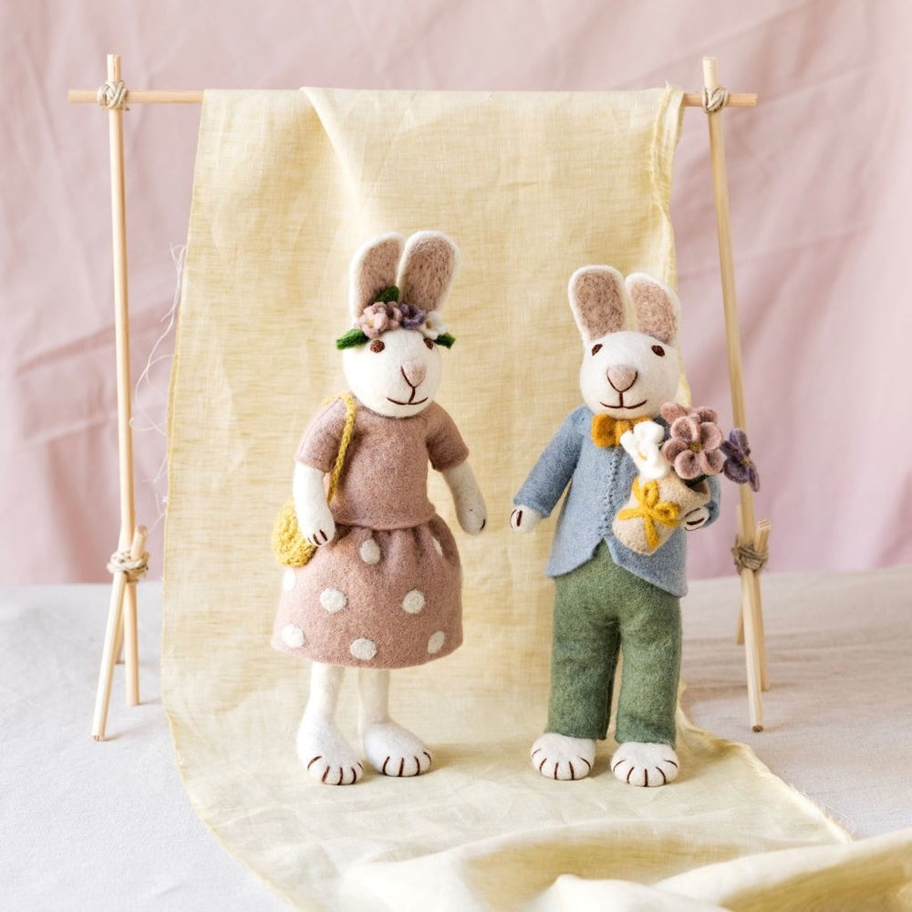 Gry & Sif Bunny Medium White Girl Flower Hair Band