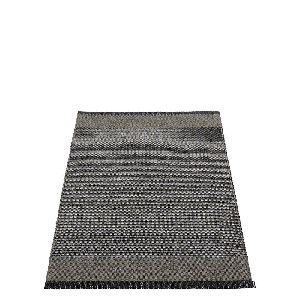 Pappelina-edit-rug-black140x200