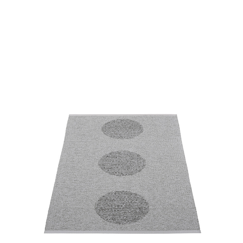 Pappelina-vera-2-0-rug-grey70x360