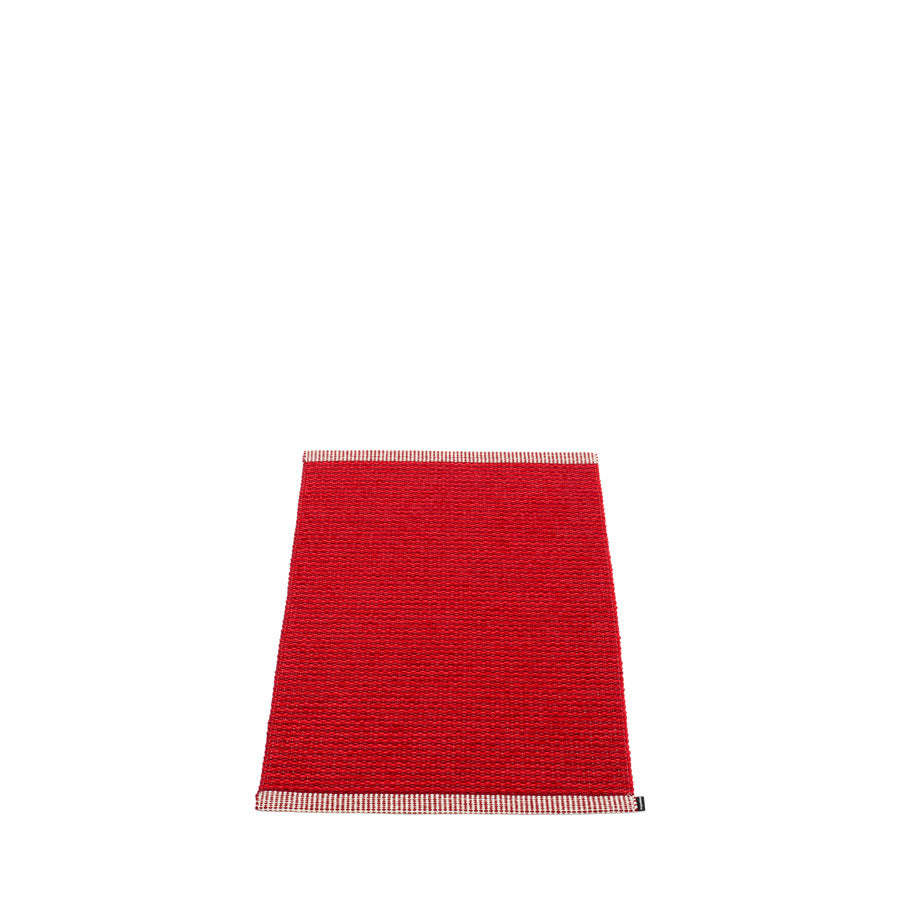 Pappelina-mono-rug-dark-redSample