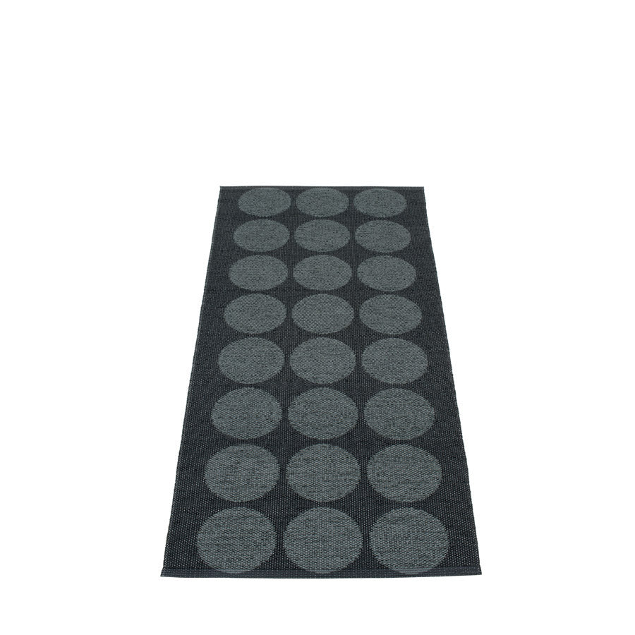 Pappelina-hugo-rug-black70x240