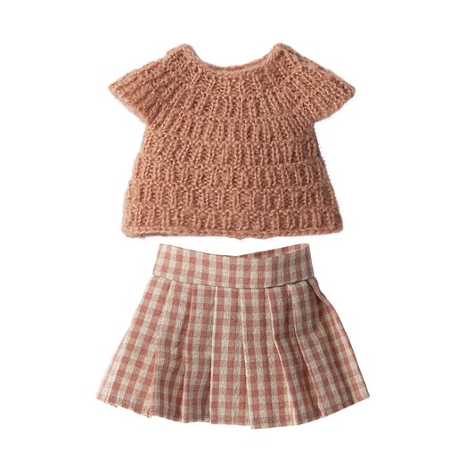 maileg-knitted-shirt-and-skirt-size-3