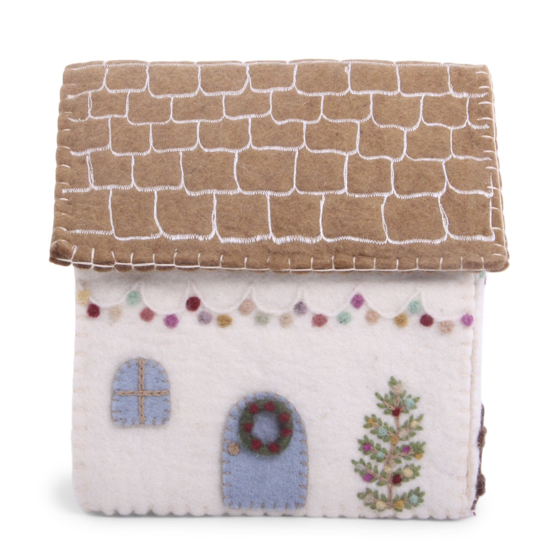 Gry&Sif-xmas-felt-house-with-garland-decoration