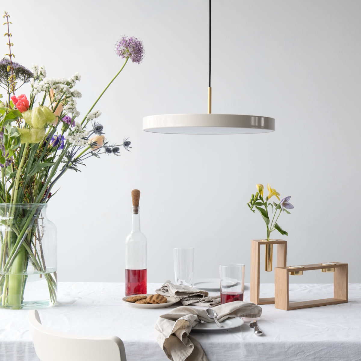 Umage-asteria-pendant-lamp-medium-brass-topPetrolBlue