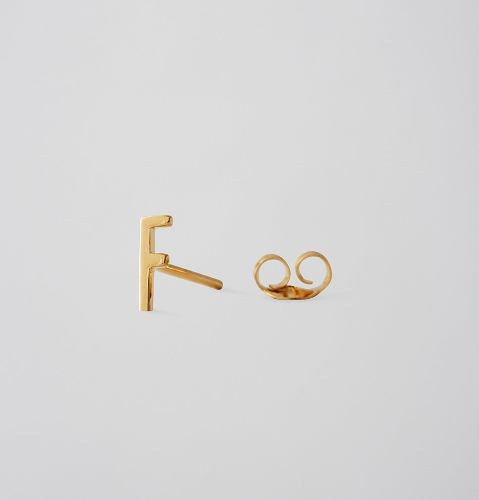 Earring Stud Gold A-Z