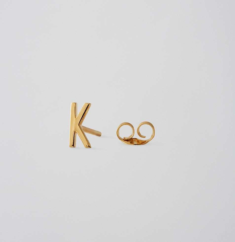 Earring Stud Gold A-Z