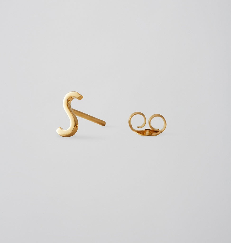 Earring Stud Gold A-Z