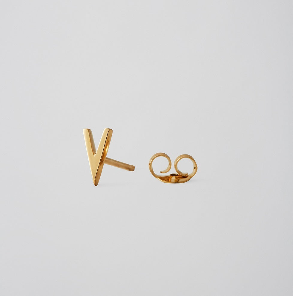 Earring Stud Gold A-Z