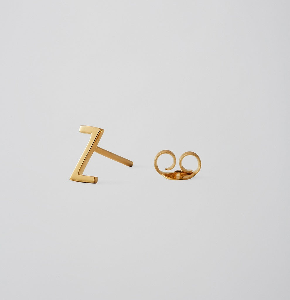 Earring Stud Gold A-Z