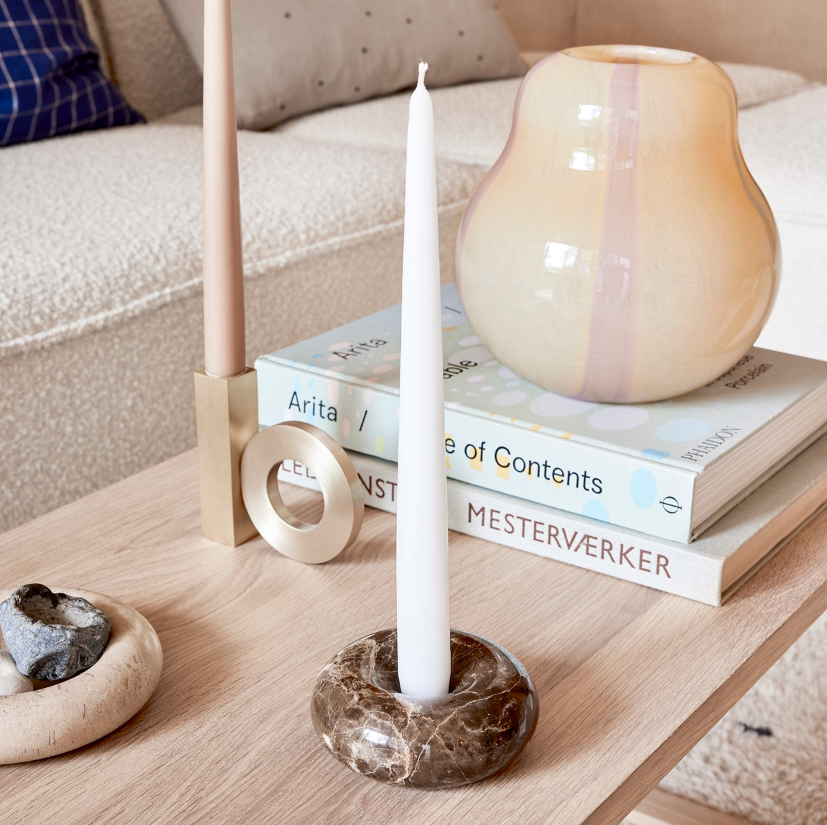 OYOY-savi-marble-candleholder-small-choko