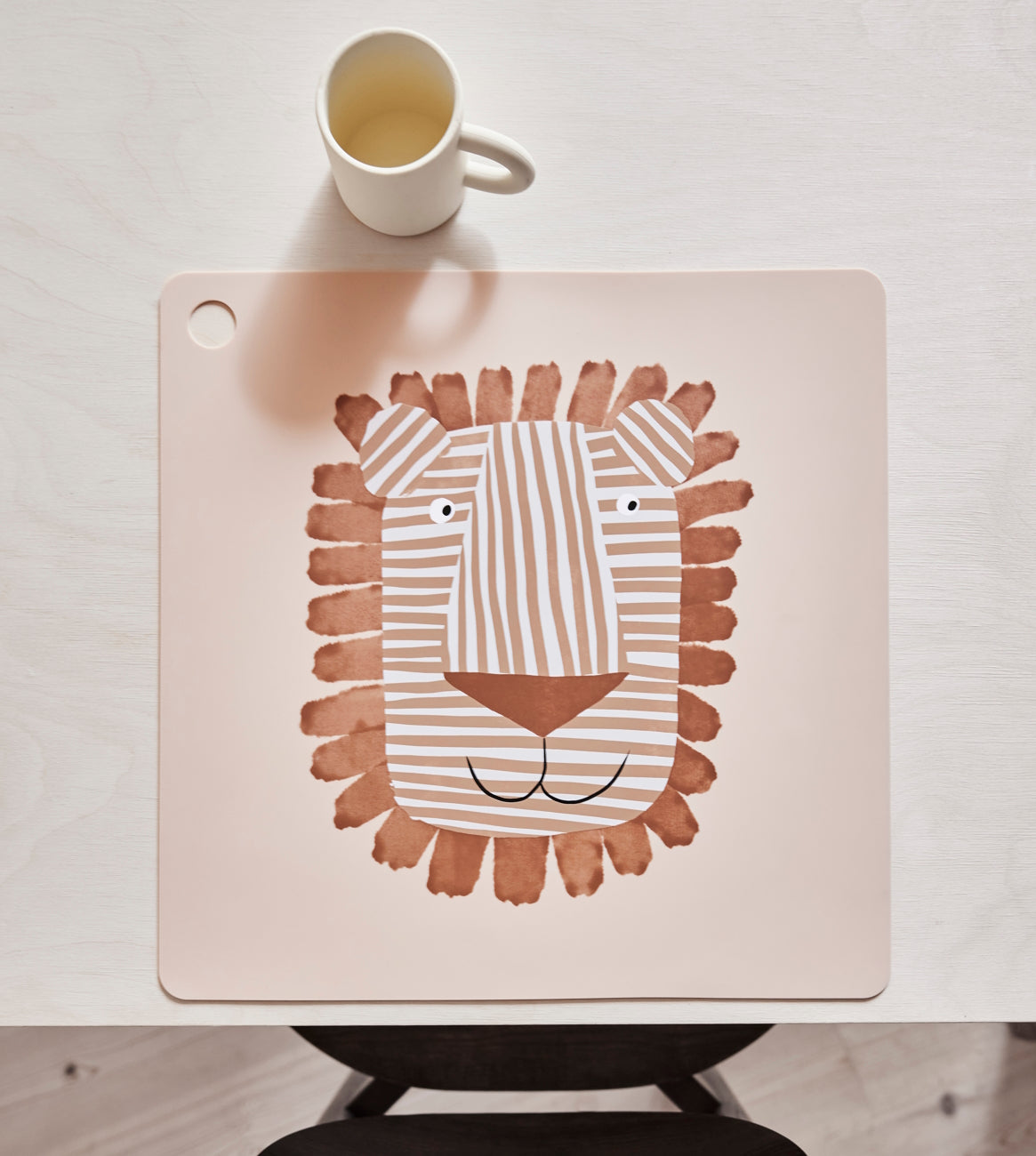 OYOY-placemat-lobo-lion