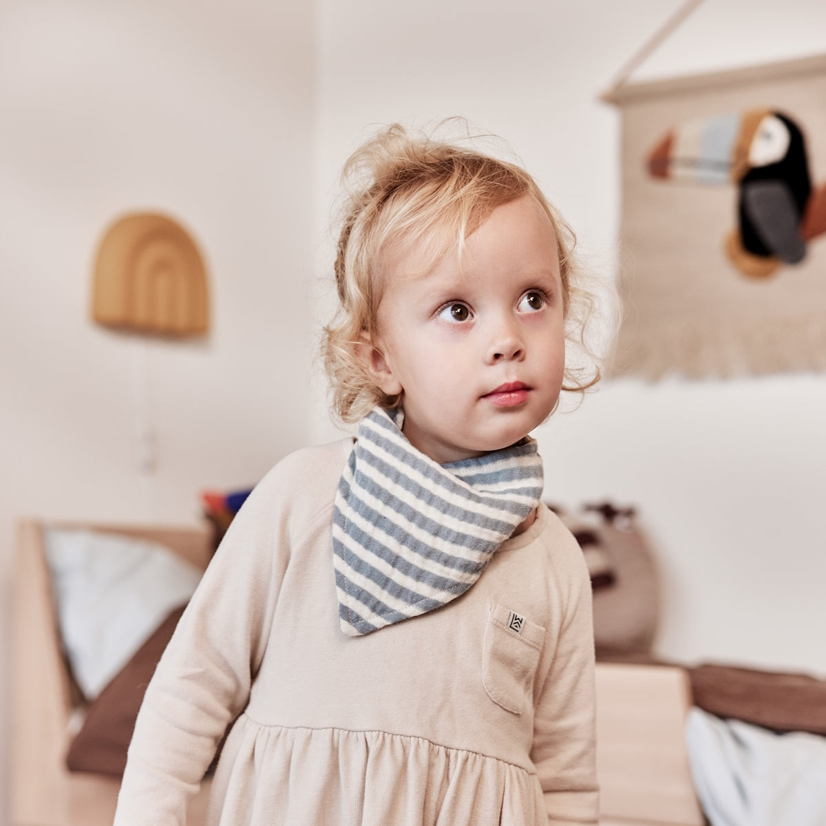 OYOY-striped-drool-bib-blue-brown-2pk