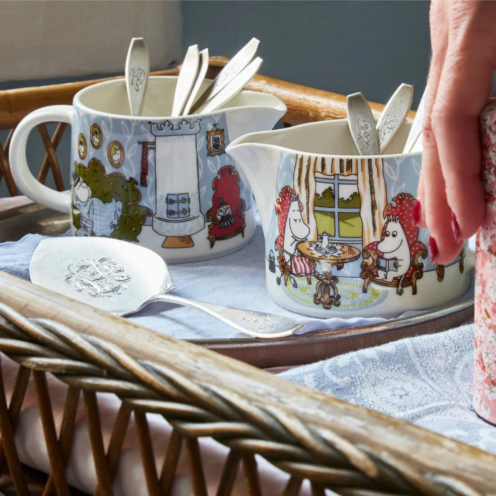 arabia-moomin-afternoon-in-parlor-pitcher-0-35l
