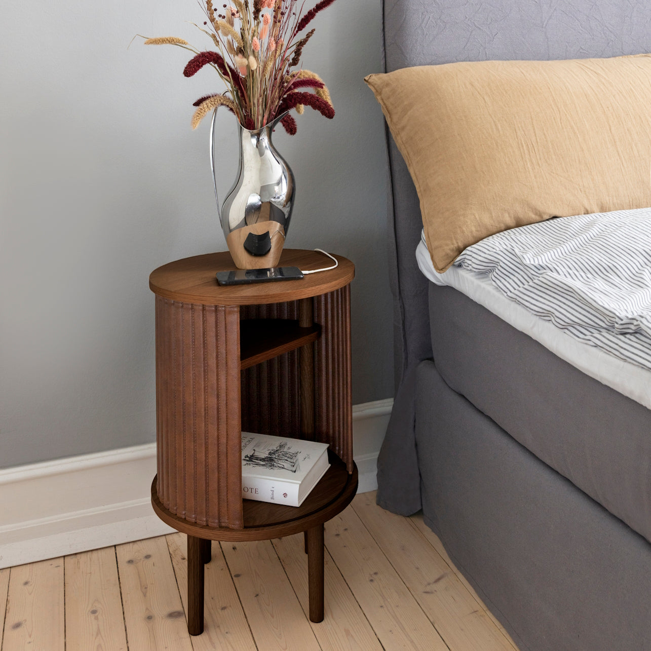 Umage-audacious-side-table-dark-oakHazelnut