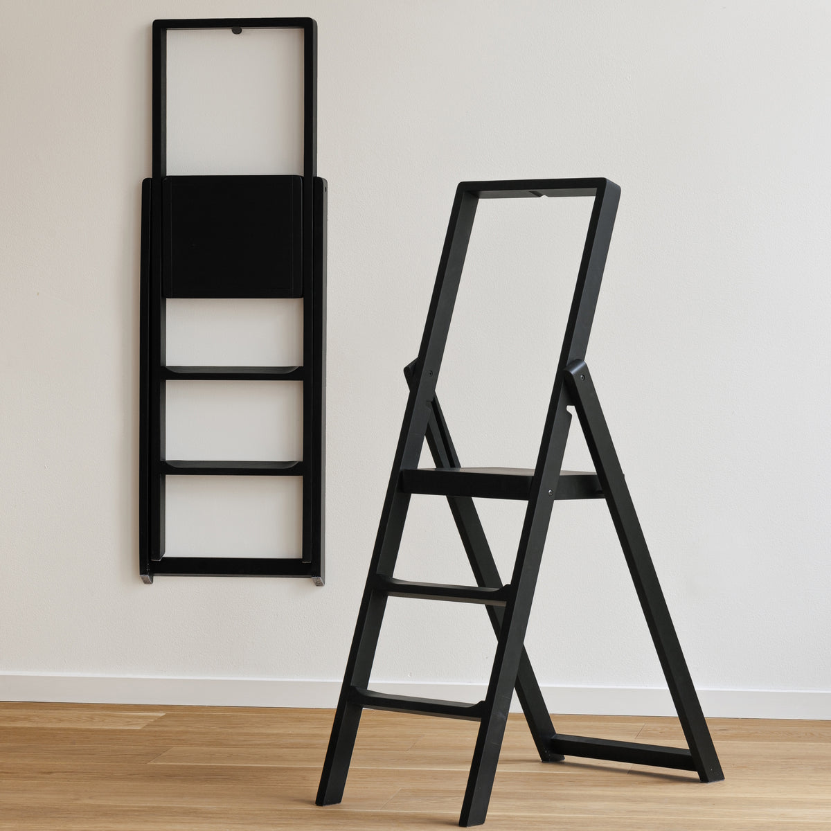 Design House Stockholm Step Ladder Black