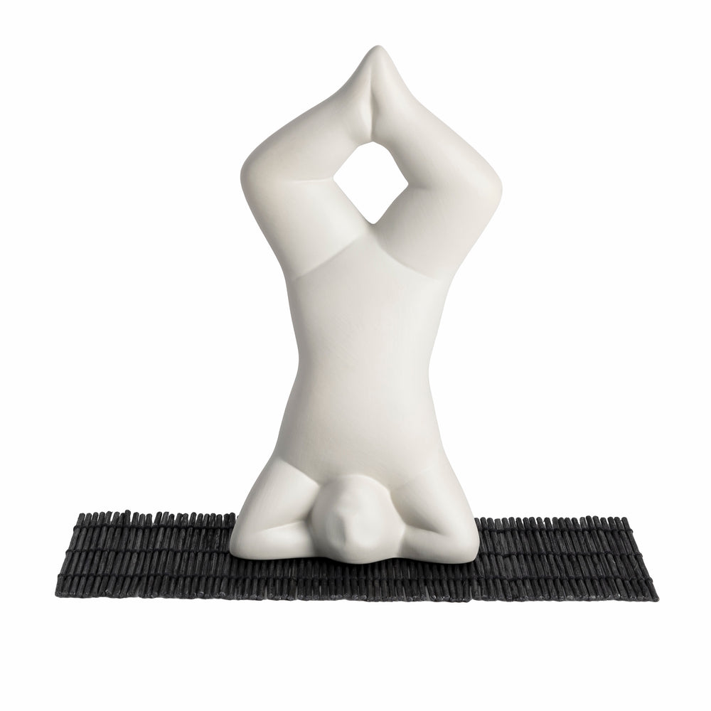 Design House Stockholm Yoga Sculpture No 3 Light Grey
