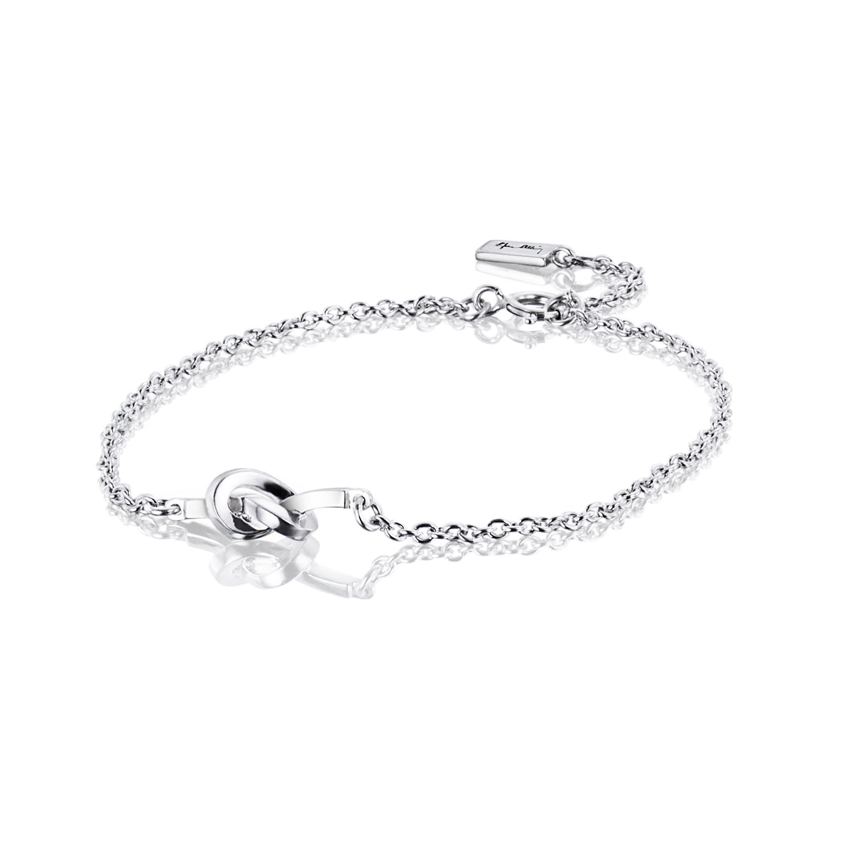 EfvaAttling-love-knot-bracelet