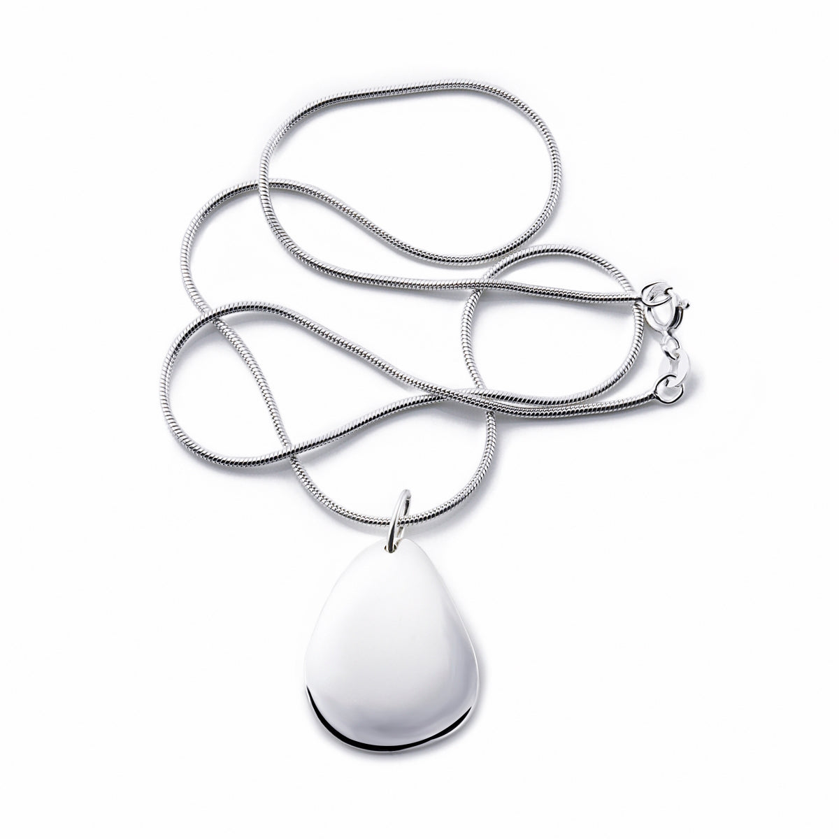 EfvaAttling-little-rose-petal-pendant