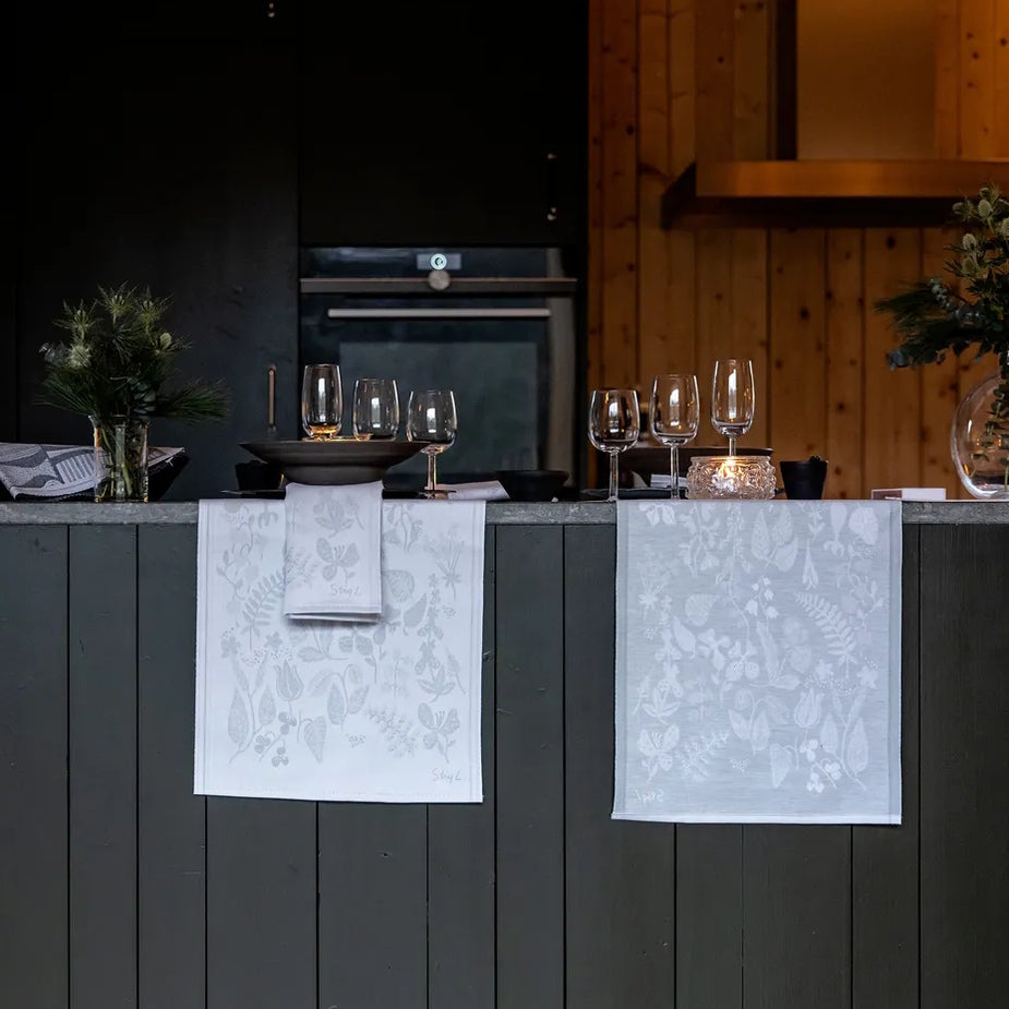 Ekelund Herbarium Runner 35x120