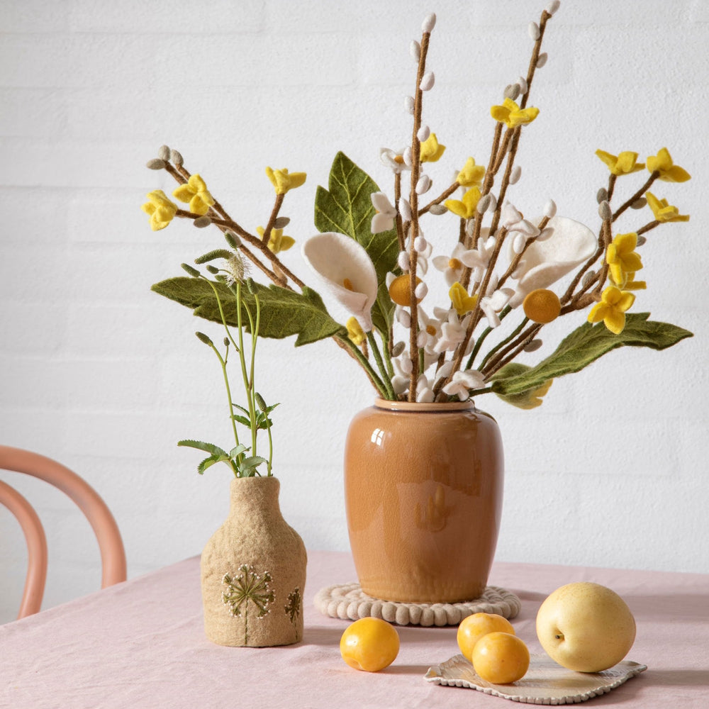 Gry & Sif Branch Golden Bell