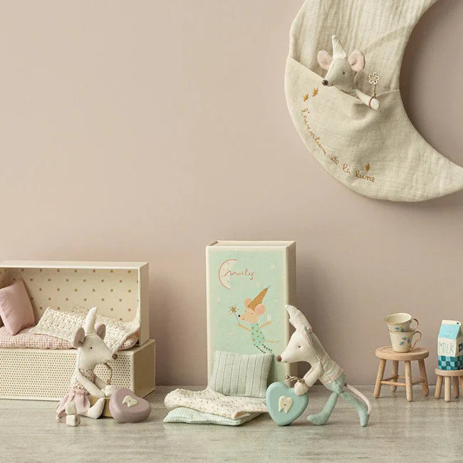 maileg-tooth-fairy-mouse-little-brother-in-box