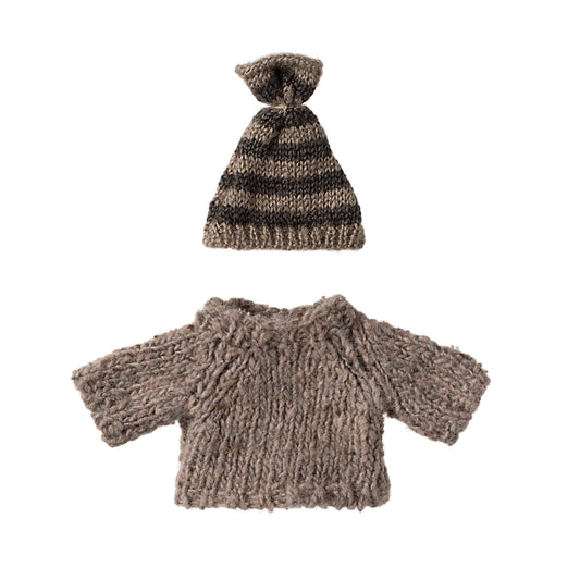 maileg-knitted-sweater-and-hat-for-big-brother-mouse