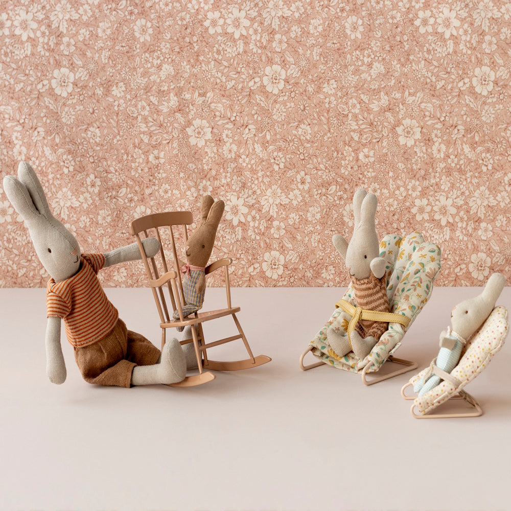 Maileg Rocking Chair Miniature Dark Sand