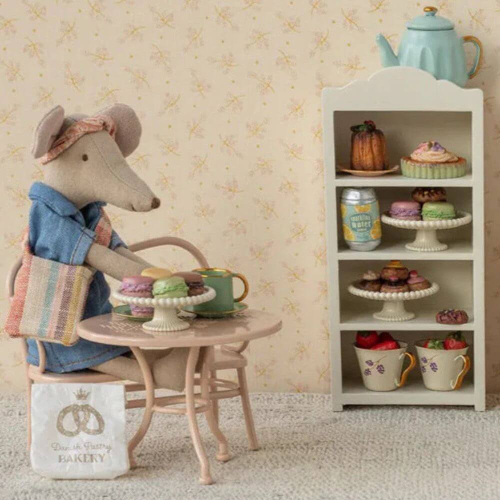 Maileg_Cafe_Set_Mouse_Big_Pale_Pink_Lifestyle