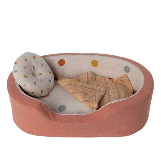 Maileg_Dog_Basket_Coral