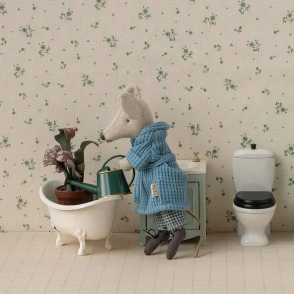 Maileg_Flower_Pot_with_Plant_Lifestyle