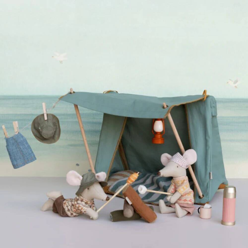 Maileg Miniature Thermos And Cups coral
