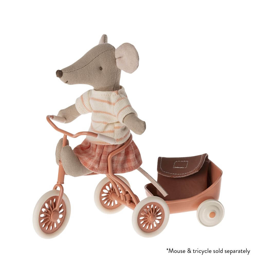 Maileg_Trailer_Mouse_Coral_2024_1