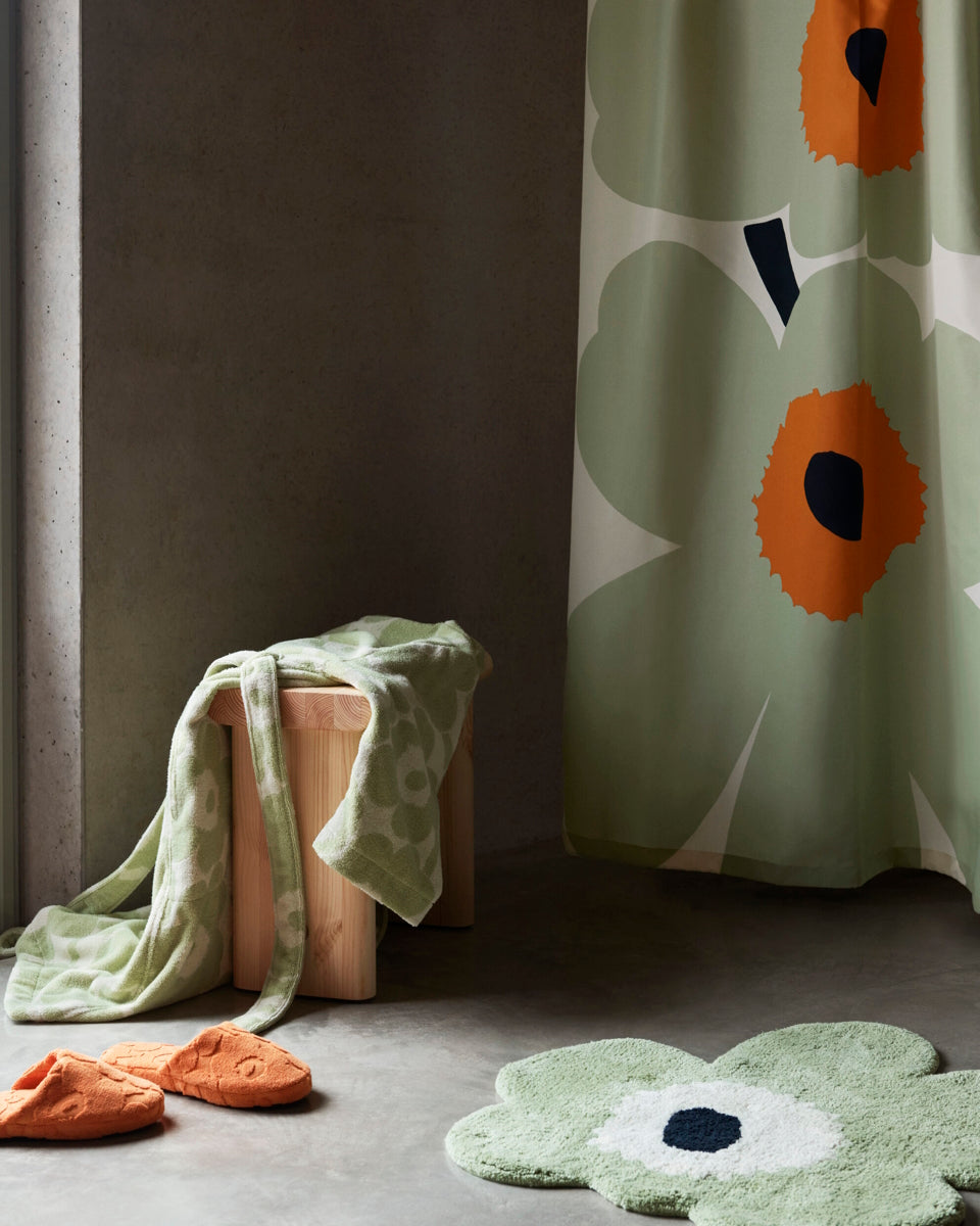 Marimekko-unikko-cotton-bath-mat-sage