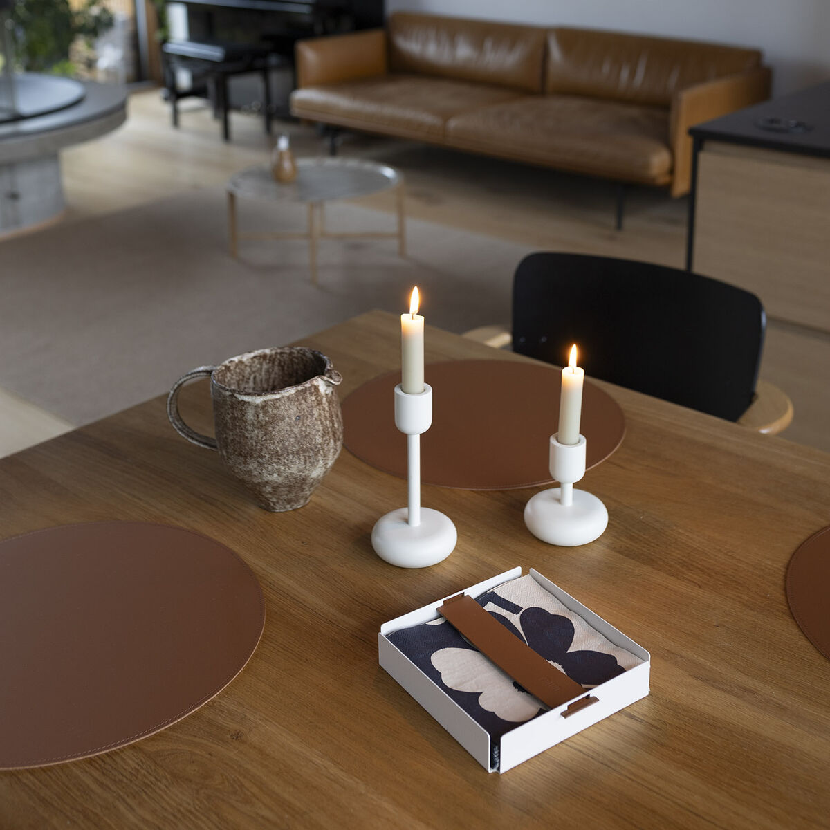 Miiko Napkin Holder Cream-Brown 25x25