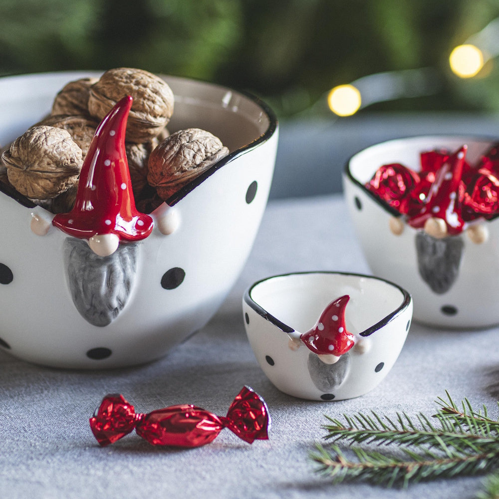NaasgransgardenPeek-a-BooSantaBowls