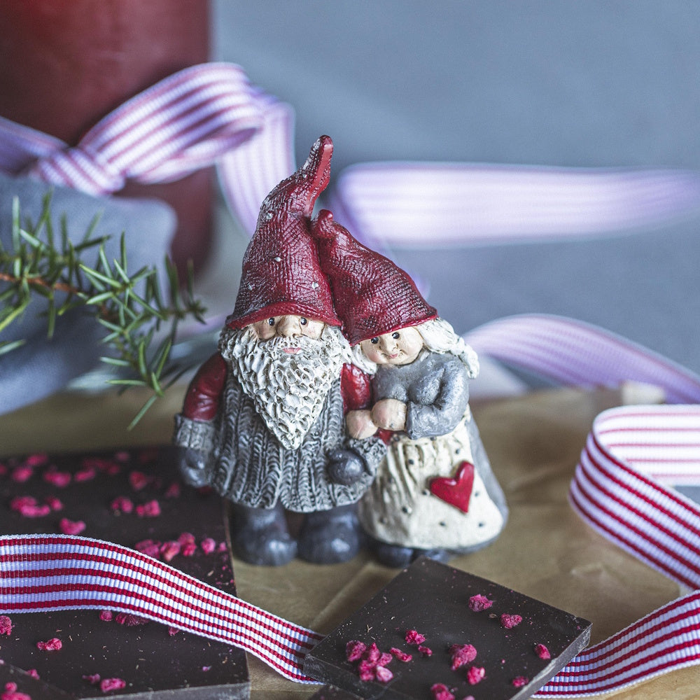 Naasgransgarden Santa Hakan and Stina Hug 9cm