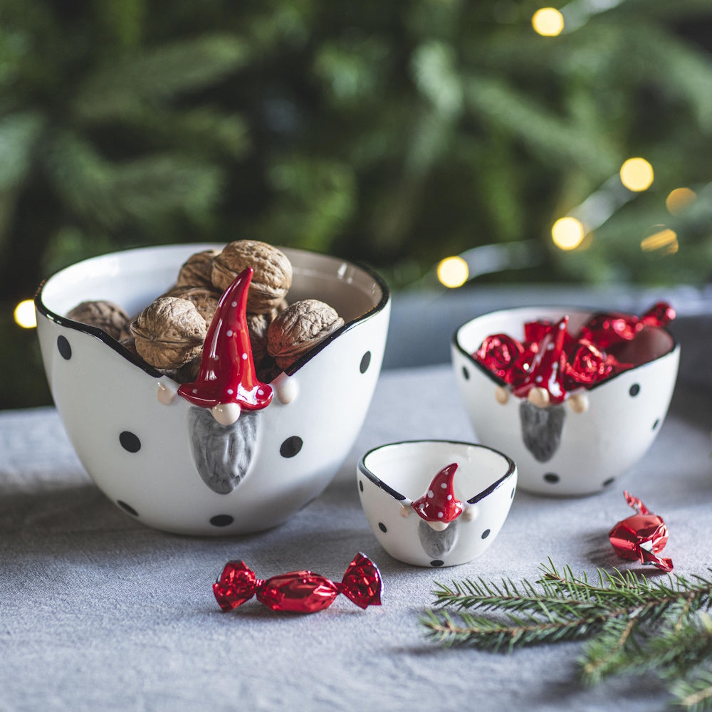 Naasgransgarden Peek-a-Boo Santa Bowl