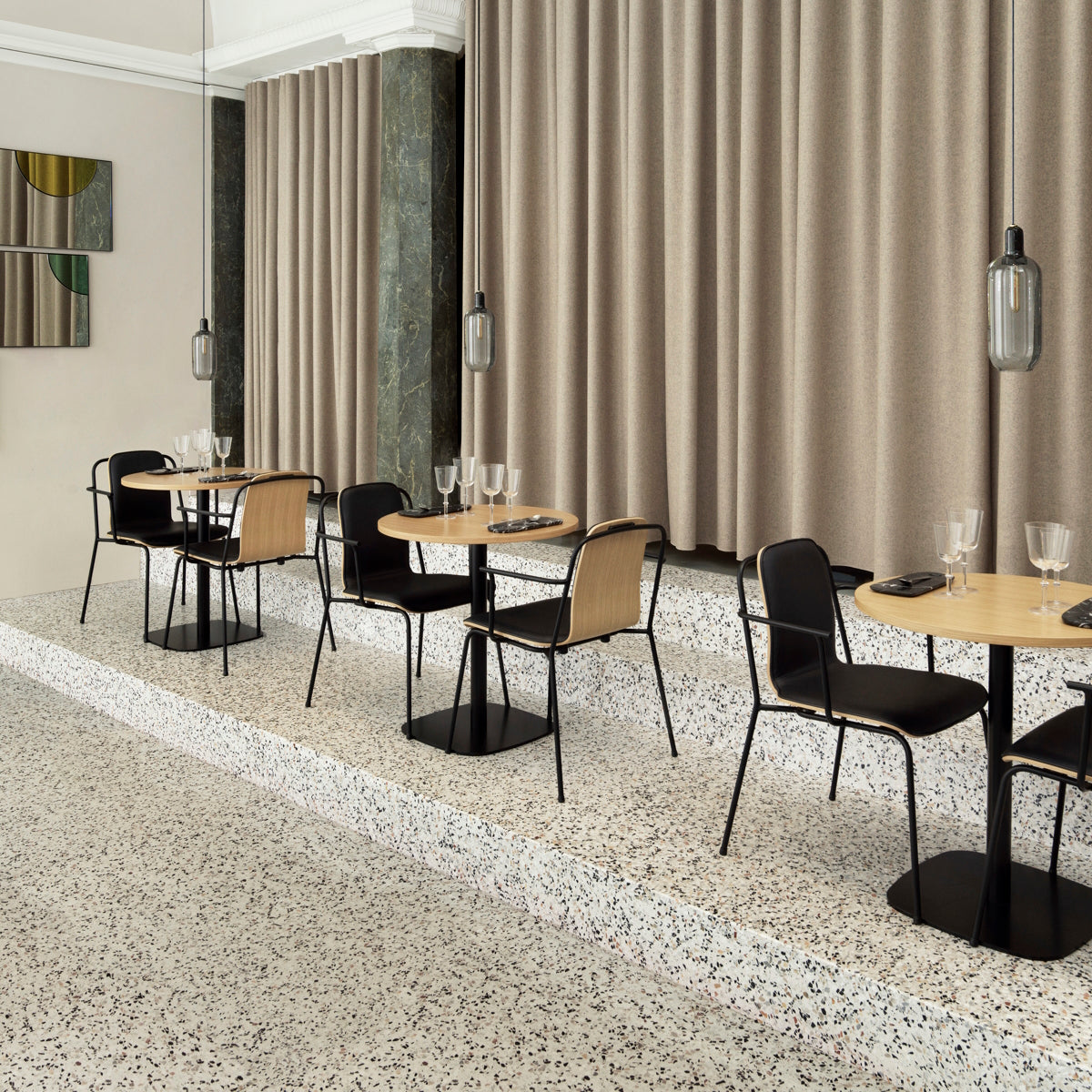 NormannCopenhagen-amp-lamp-large-smoke-black