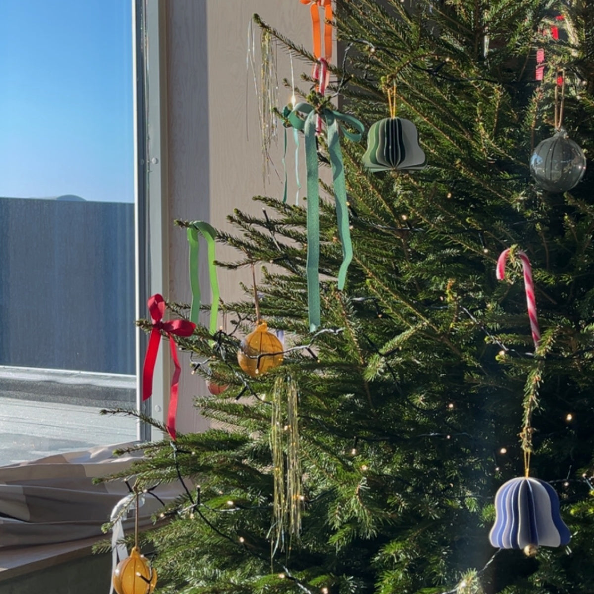 oyoy-christmas-bell-paper-ornament-3-pack