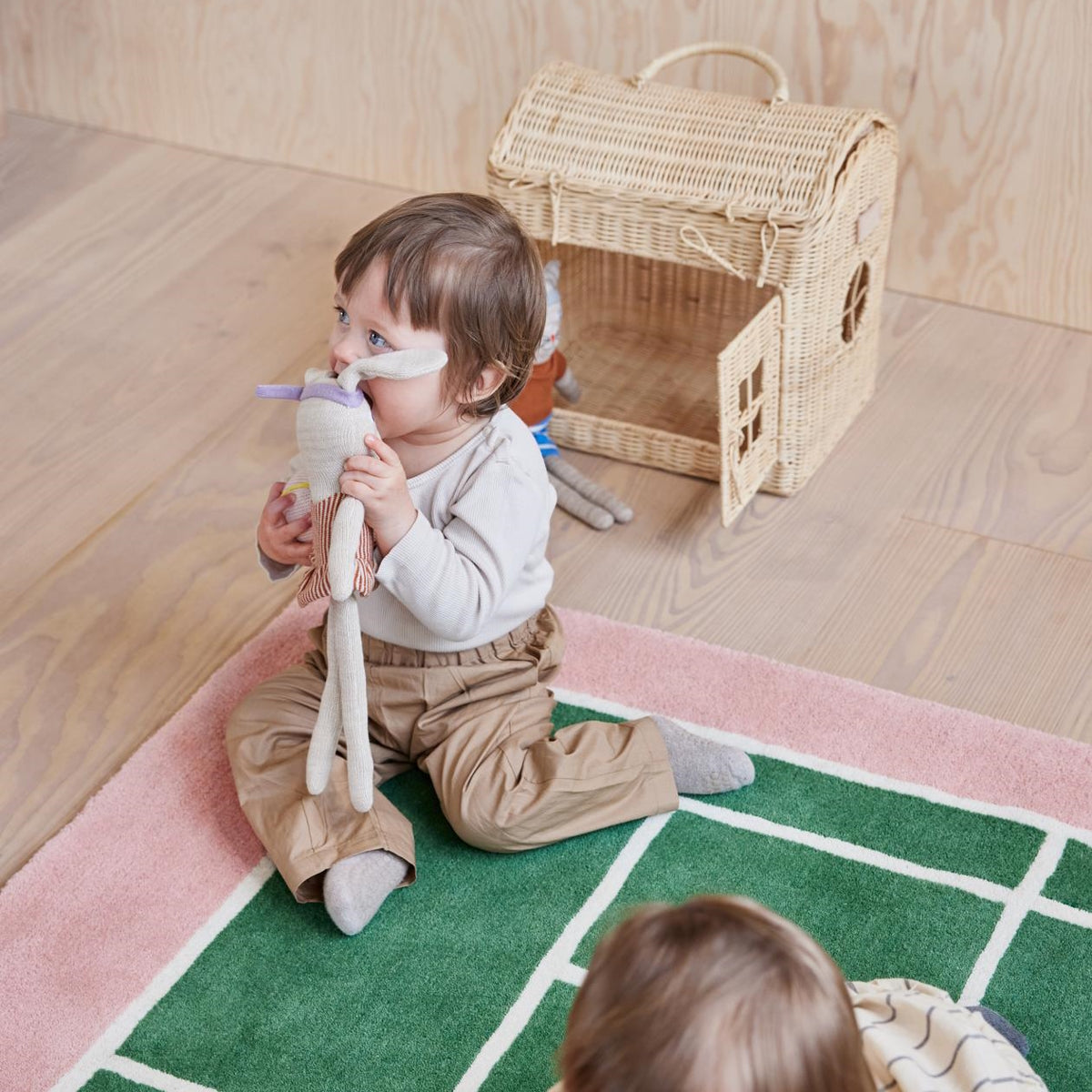 oyoy-home-rattan-storage-basket
