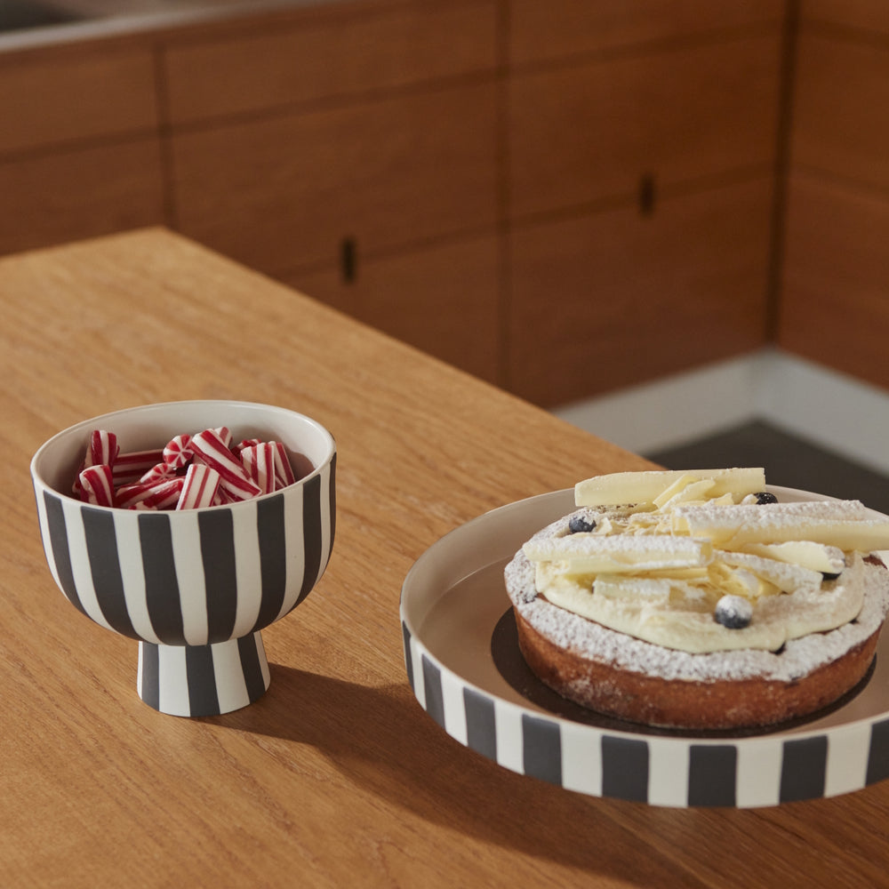 OYOY Toppu Bowl White-Black (1)