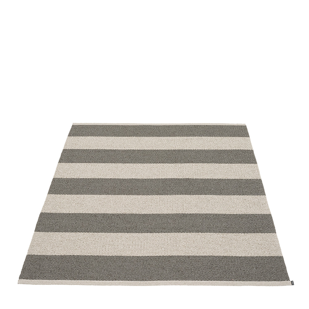 Pappelina-bob-rug-charcoal-170x300