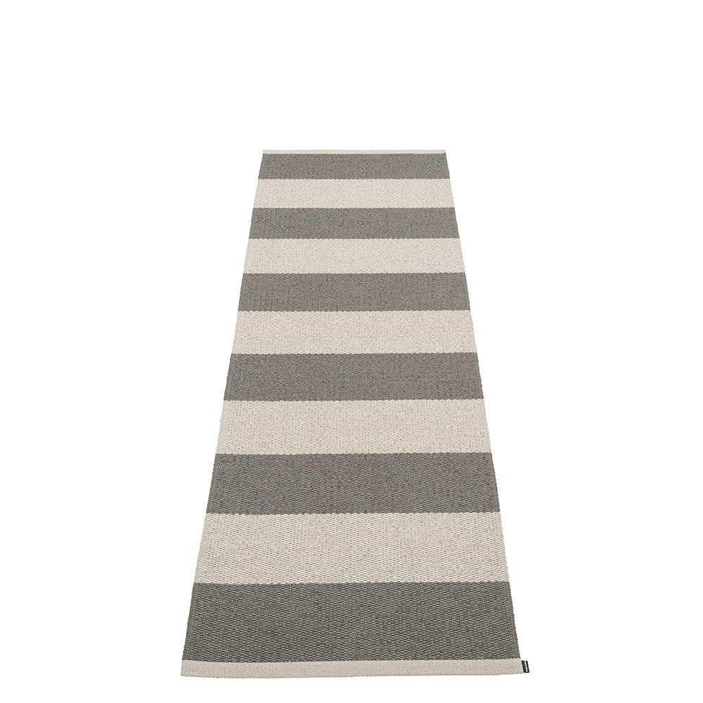 Pappelina-bob-rug-charcoal-1