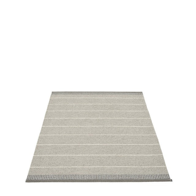 Pappelina-belle-rug-concrete