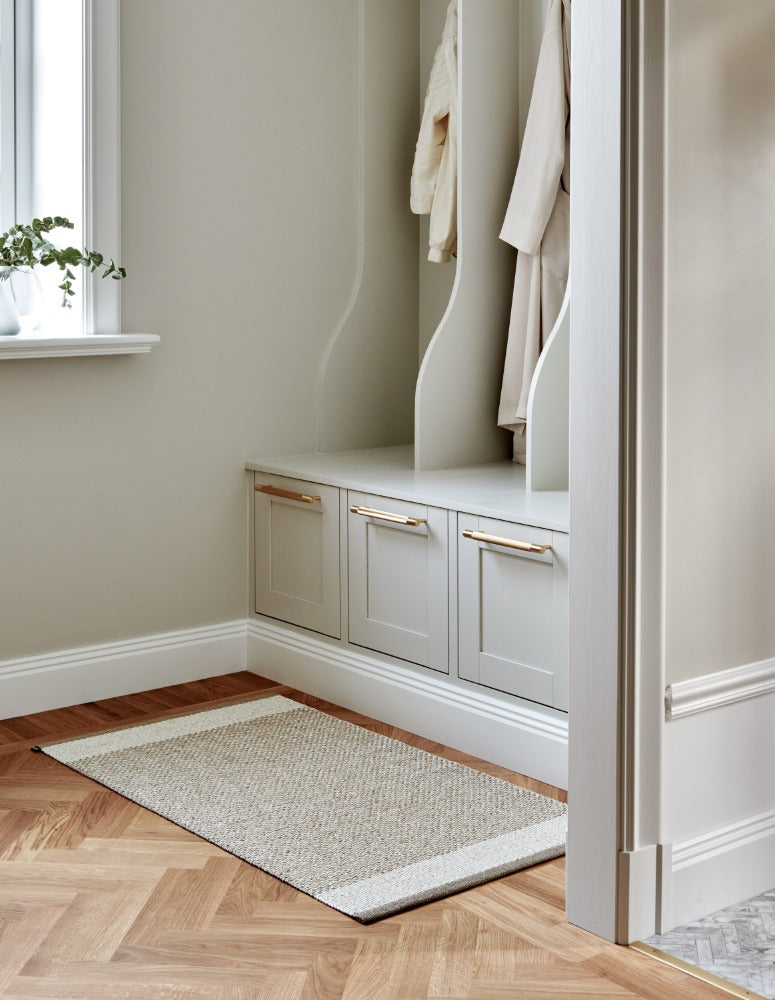 Pappelina-edit-rug-mud70x120